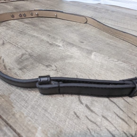 The Limited Black leather adjustable belt size small/medium silver tone buckle - Picture 6 of 12